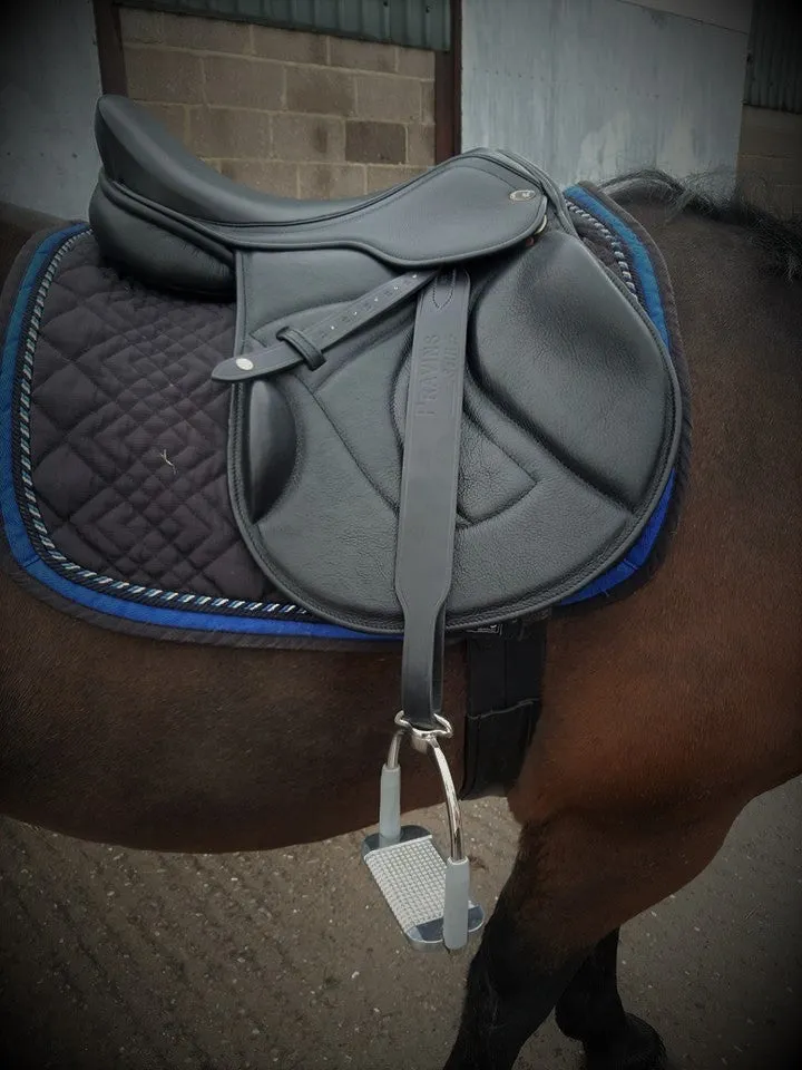 Pravins Sellier Traditional Wide Stirrup Leathers